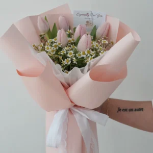 Pink Tulips x Chamomile