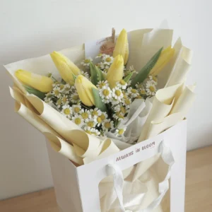 Yellow Tulips x Chamomile